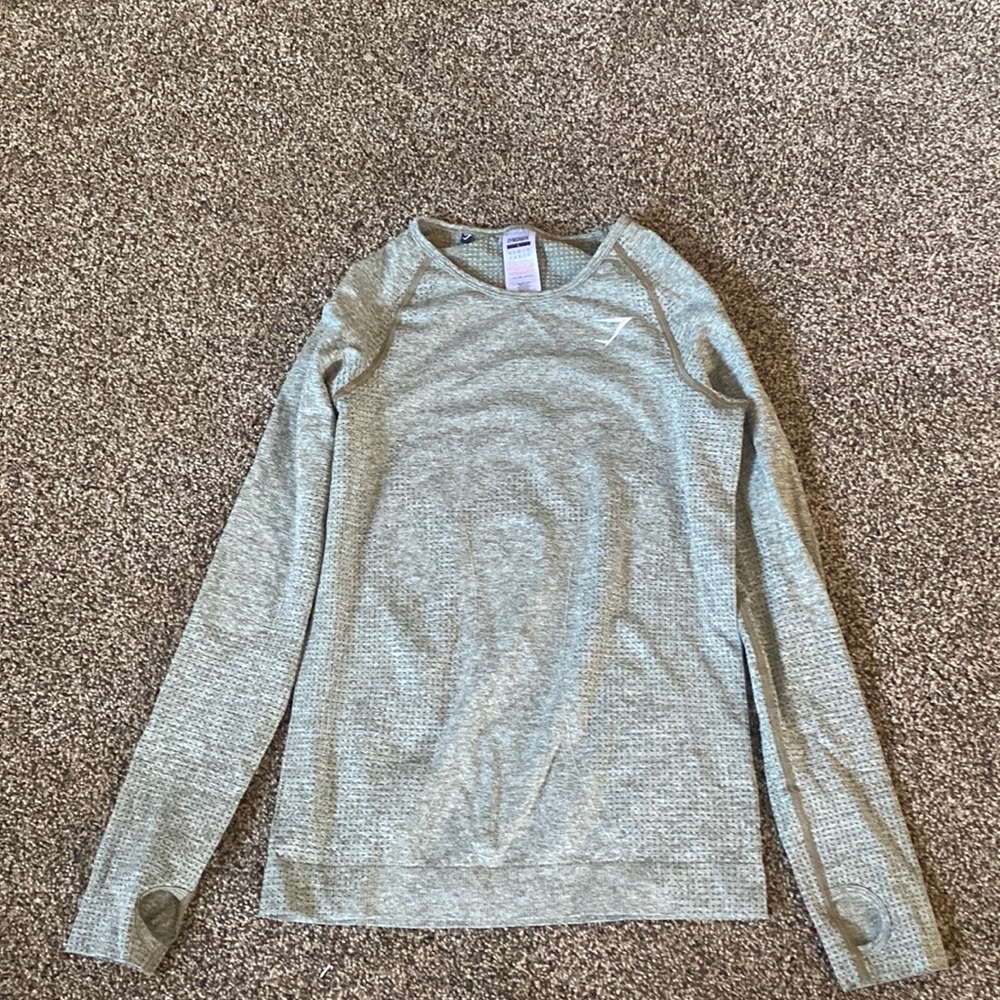 Gymshark large tight fitting workout shirt